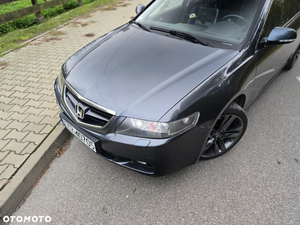 Honda Accord 2.4 Executive - 38