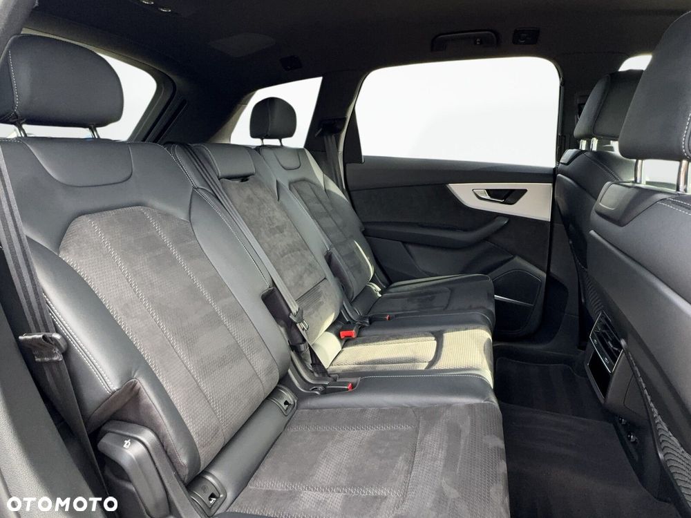 Audi Q7 45 TDI mHEV Quattro S Line Tiptr - 14