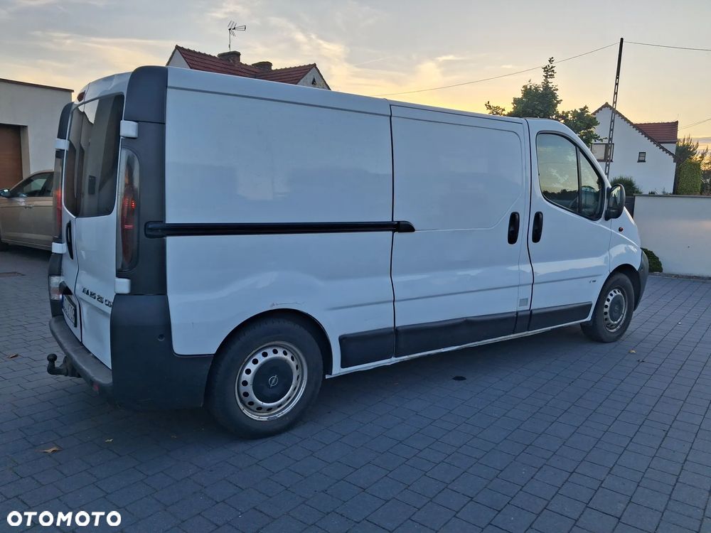 Opel VIVARO - 20