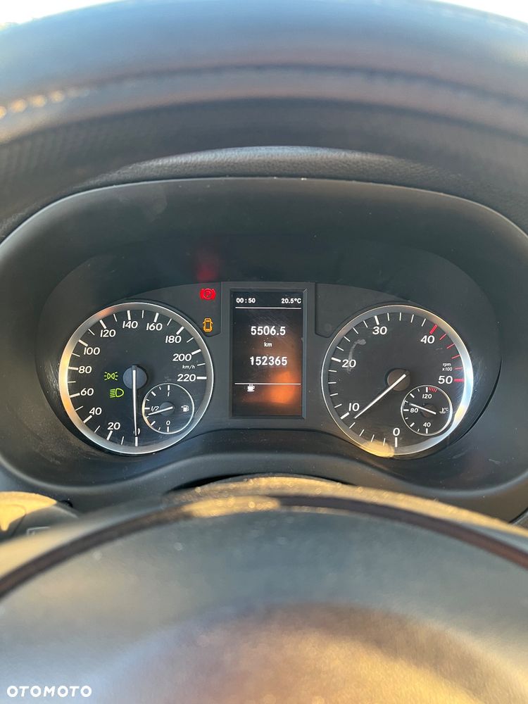 Mercedes-Benz Vito - 11