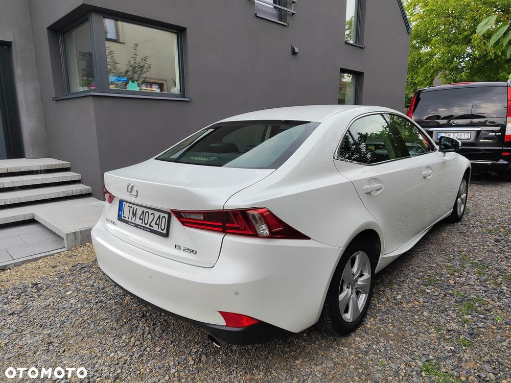 Lexus IS 250 Elegance - 10