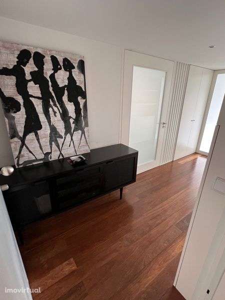 T4 LUXO Gaia_ ao El Corte Ingles - Grande imagem: 2/10