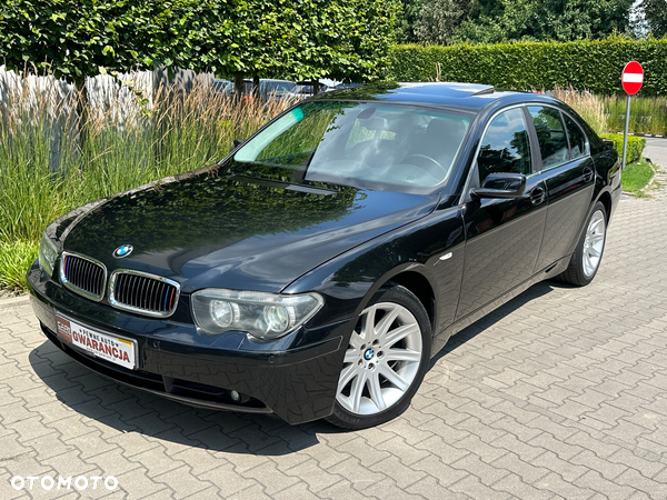 BMW Seria 7 745i