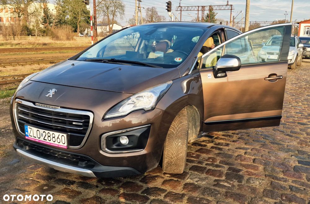 Peugeot 3008 Hybrid4 - 1