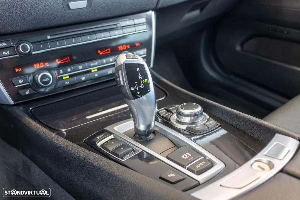 BMW 520 Gran Turismo d - 15