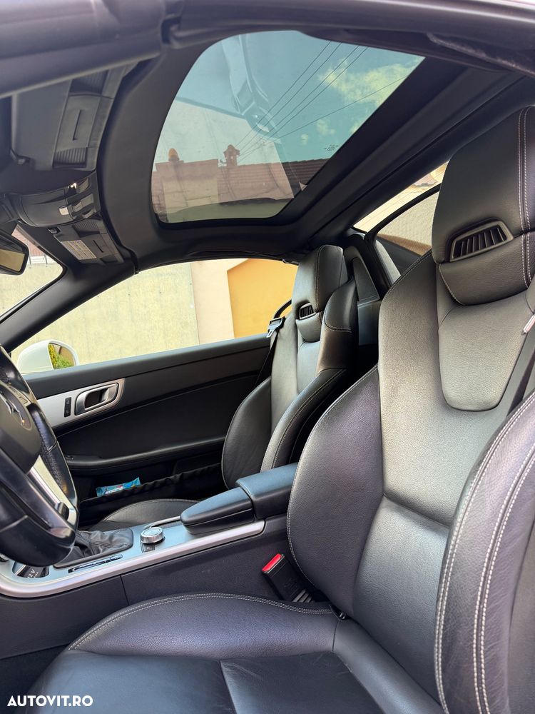 Mercedes-Benz SLK 250 CDI (BlueEFFICIENCY) 7G-TRONIC - 12