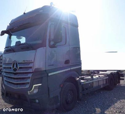 Mercedes-Benz Actros 2545 // Lusterka // BigSpace // Rozstaw 4600mm // Standard // MP5 //