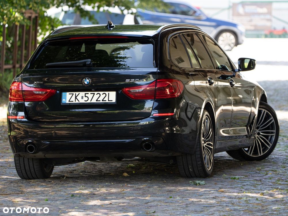 BMW Seria 5 530d xDrive Sport Line - 6
