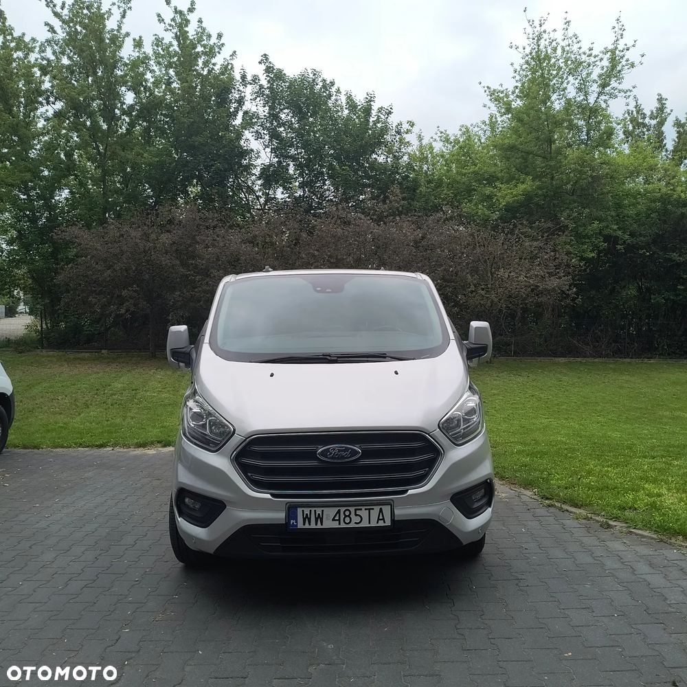 Ford TRANSIT CUSTOM - 1