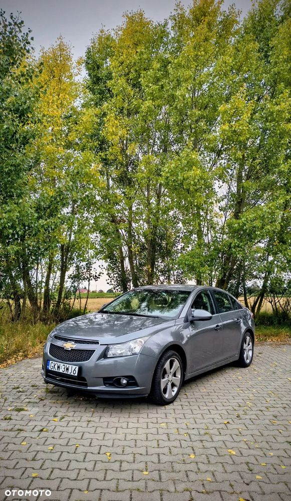 Chevrolet Cruze 1.8 LT - 2