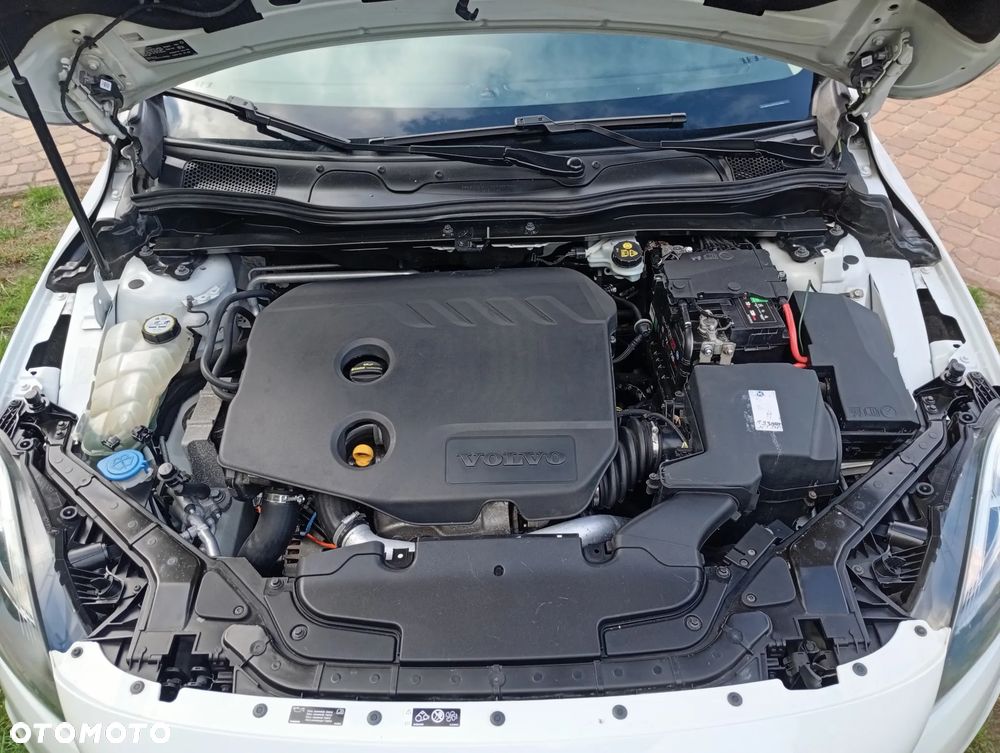 Volvo V40 D2 Momentum - 7