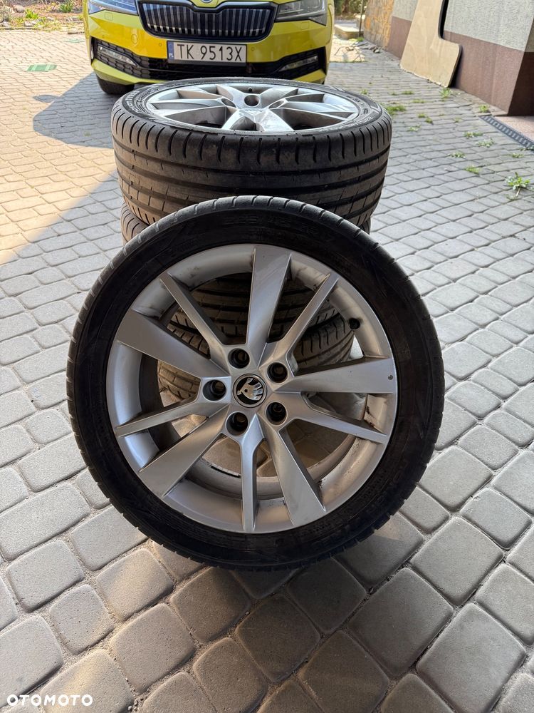 Skoda Octavia 1.6 TDI Style DSG - 17