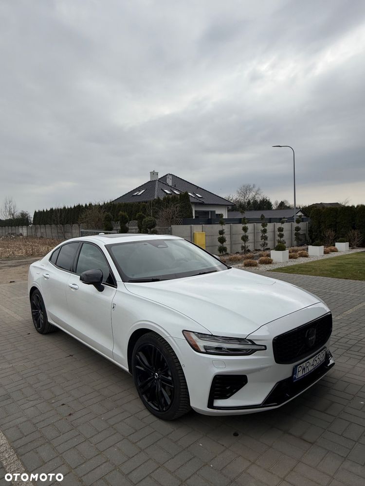 Volvo S60 T8 Recharge AWD Plus Dark - 2