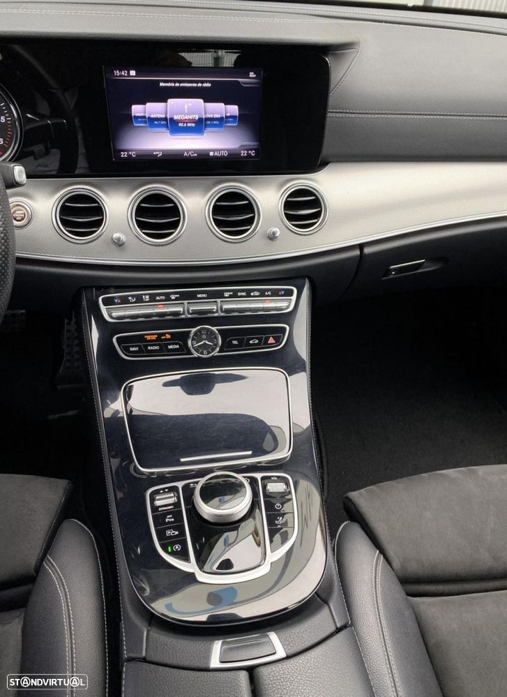 Mercedes-Benz E 220 d AMG Line - 41