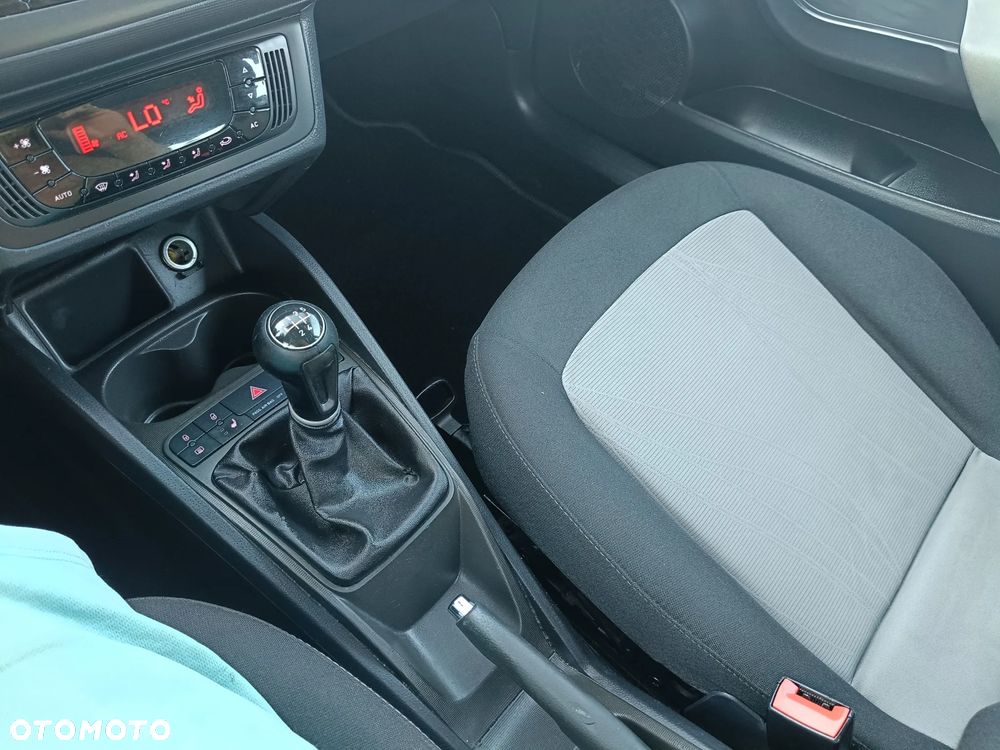 Seat Ibiza SC 1.4 16V Reference - 18