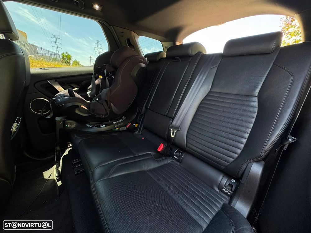 Land Rover Discovery Sport - 11