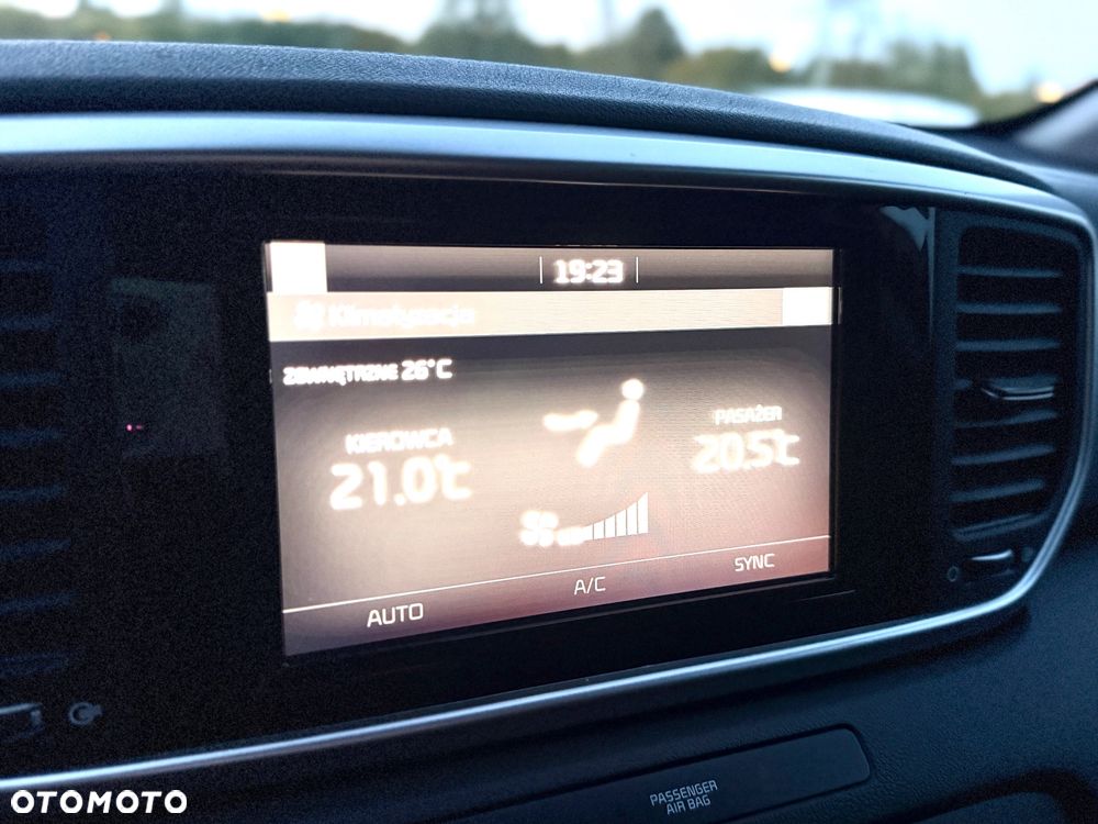 Kia Sportage 1.6 GDI L 2WD - 21