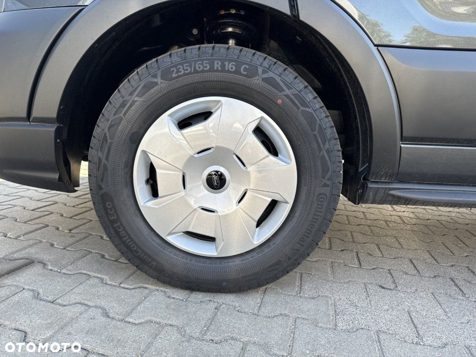 Ford Transit - 18