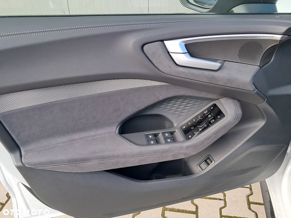 Audi A5 Avant TDI mHEV Quattro S tronic - 11