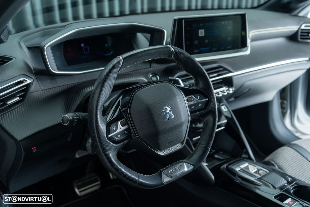 Peugeot 208 1.2 PureTech GT EAT8 - 20