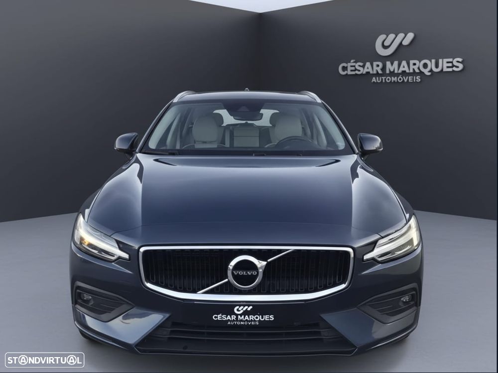 Volvo V60 2.0 D3 Momentum Plus - 3