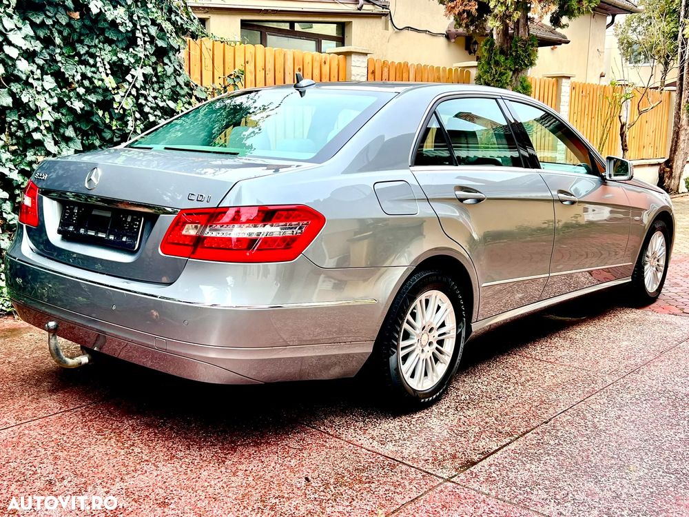 Mercedes-Benz E 220 BlueTEC BlueEFFICIENCY Edition Elegance - 4