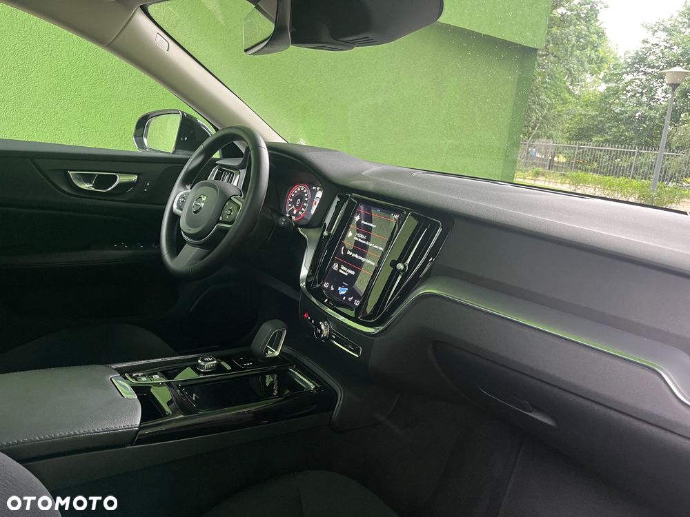 Volvo V60 T6 AWD Plug-In Hybrid Inscription Expression - 26