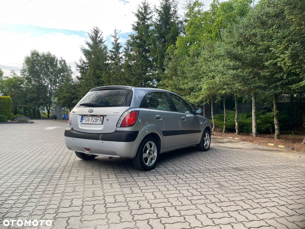 Kia Rio 1.5 CRDi Comfort - 7