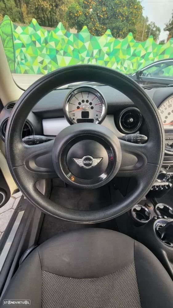 MINI Clubman Cooper D Bond Street - 26