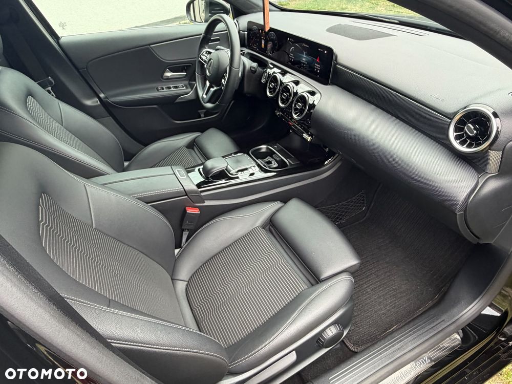 Mercedes-Benz Klasa A 200 7G-DCT Advanced Progressive - 19