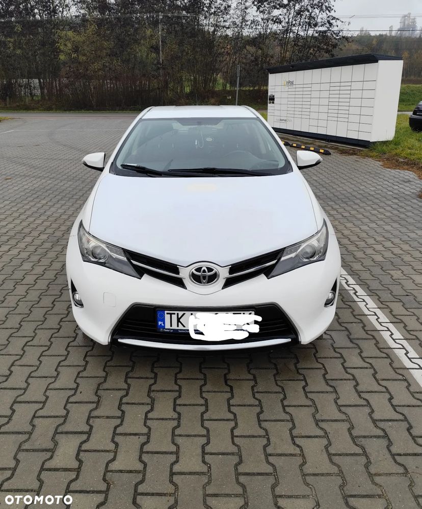 Toyota Auris - 2