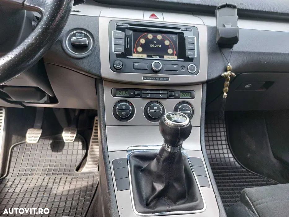 Volkswagen Passat 1.9 TDI Comfortline - 7