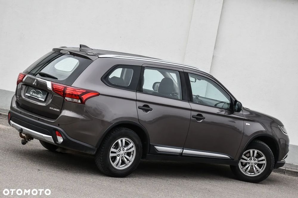 Mitsubishi Outlander 2.0 City Style 2WD - 9