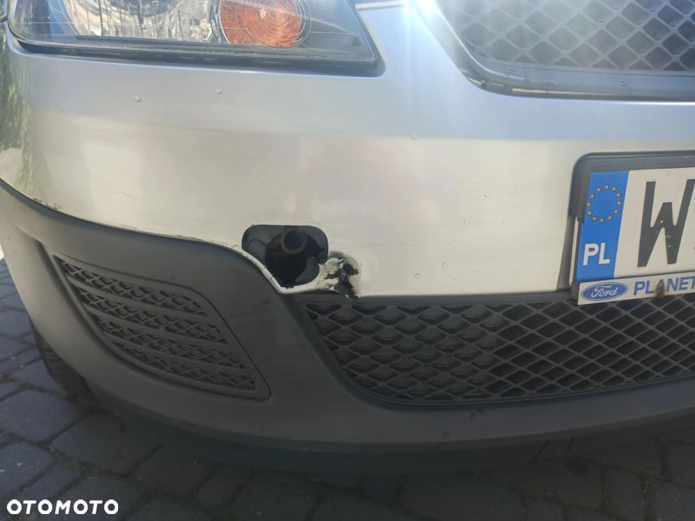 Ford Fiesta - 12