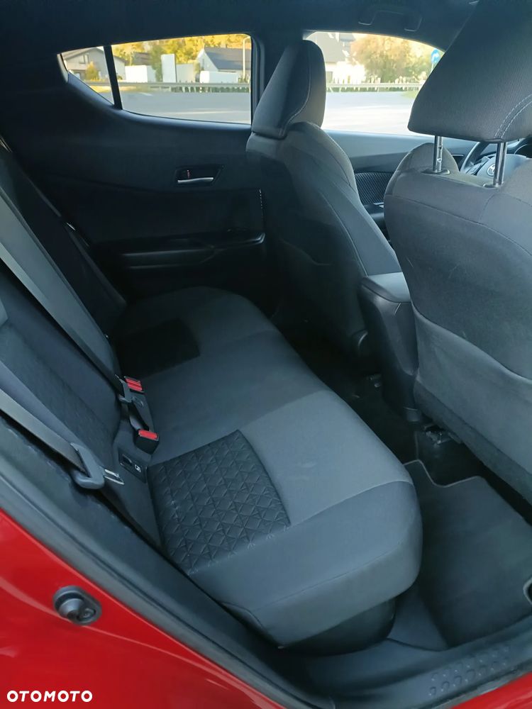 Toyota C-HR - 15