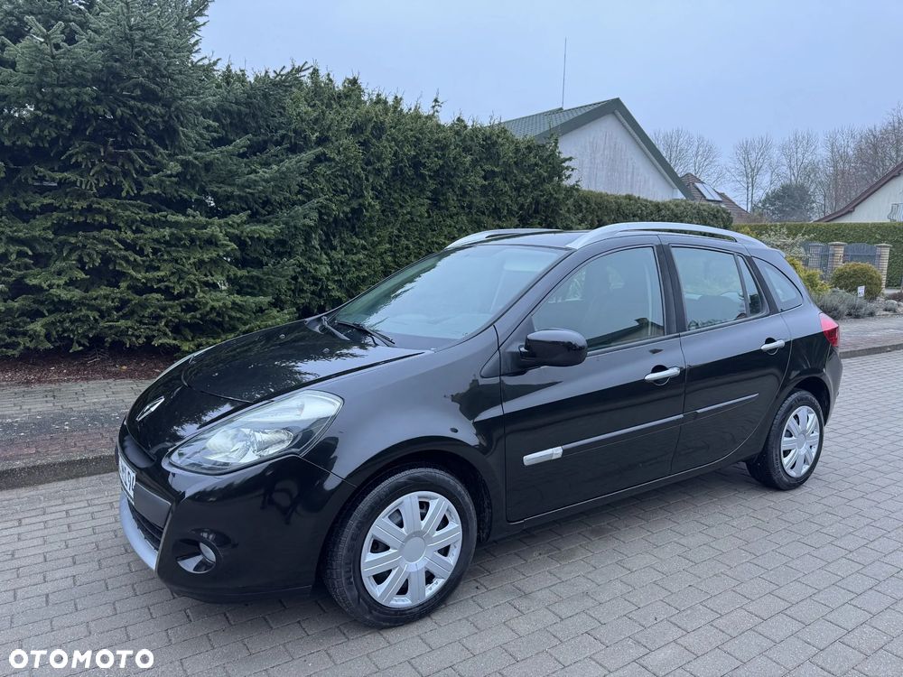 Renault Clio 1.2 16V 75 Expression - 11