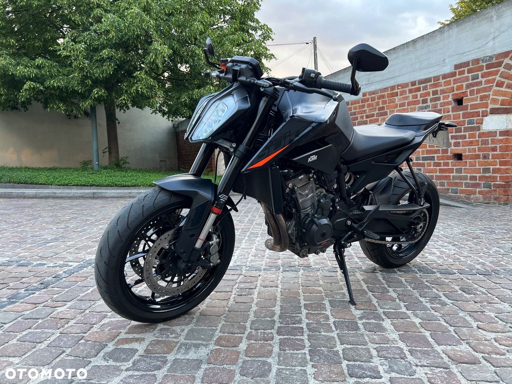 KTM DUKE 890 - 3
