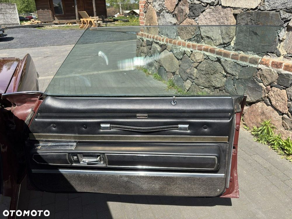 Oldsmobile Toronado - 30