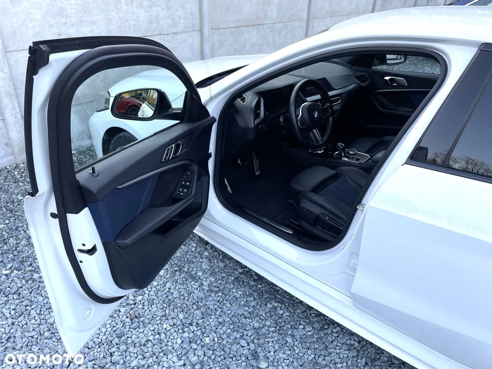 BMW Seria 1 118d Edition M Sport Shadow - 12