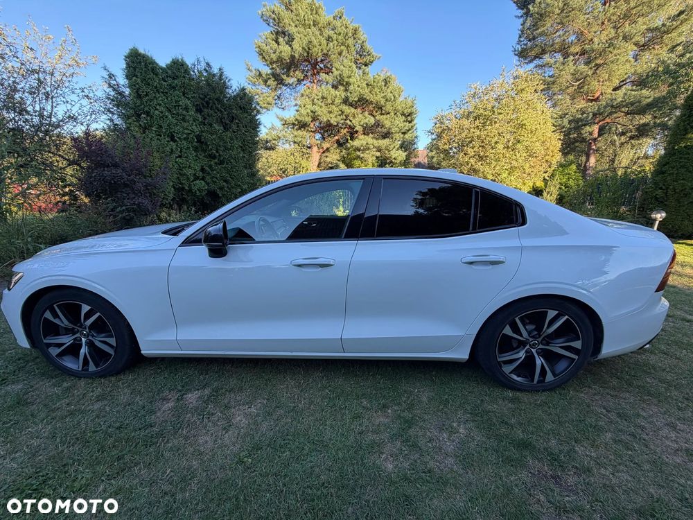 Volvo S60 B4 B R-Design - 13