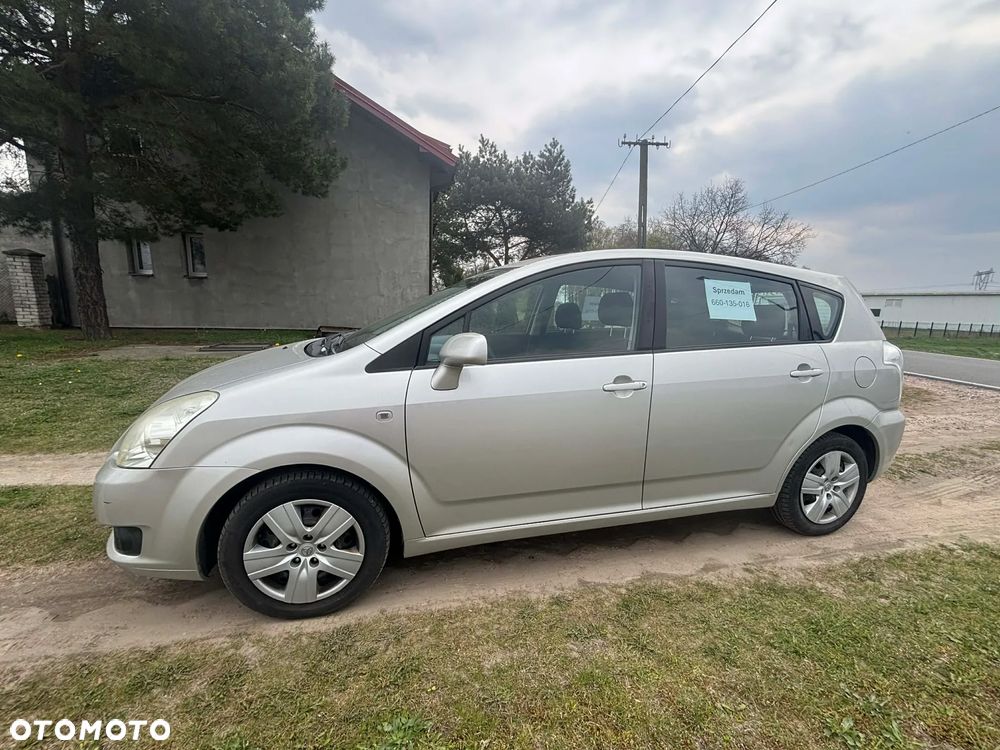 Toyota Corolla Verso 1.8 Sol 7os - 4