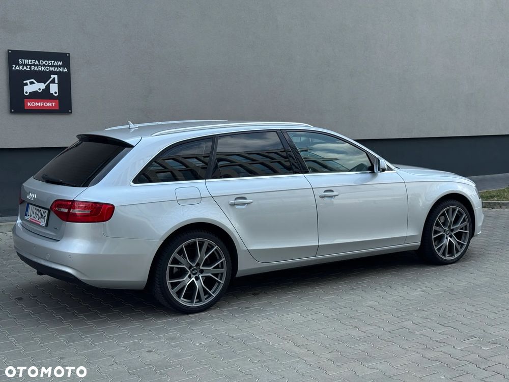 Audi A4 Avant - 11