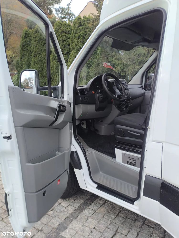 Mercedes-Benz Sprinter - 4
