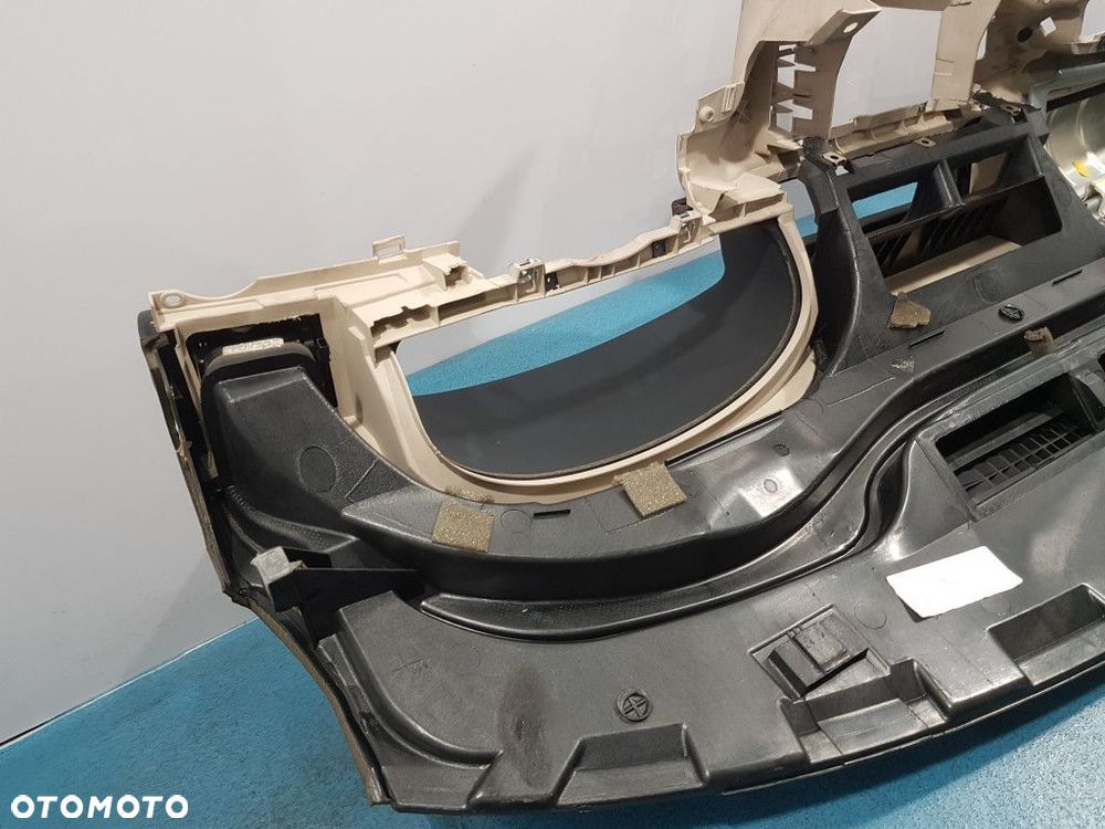 SKODA SUPERB I DESKA ROZDZIELCZA - 7