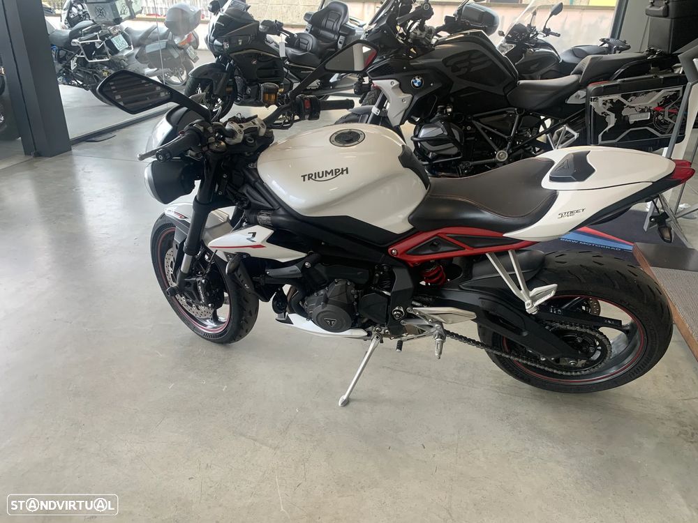 Triumph Speed Triple SPEED TRIPLE 765 - 1