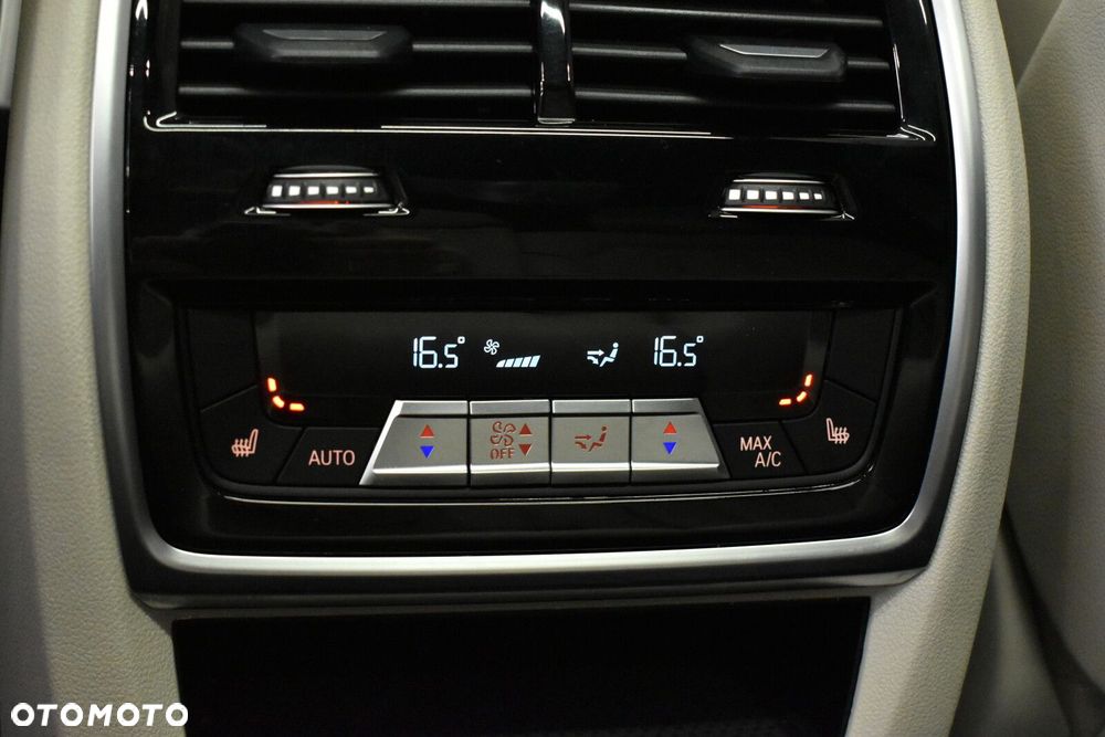 BMW X7 xDrive40i mHEV M Sport sport - 30