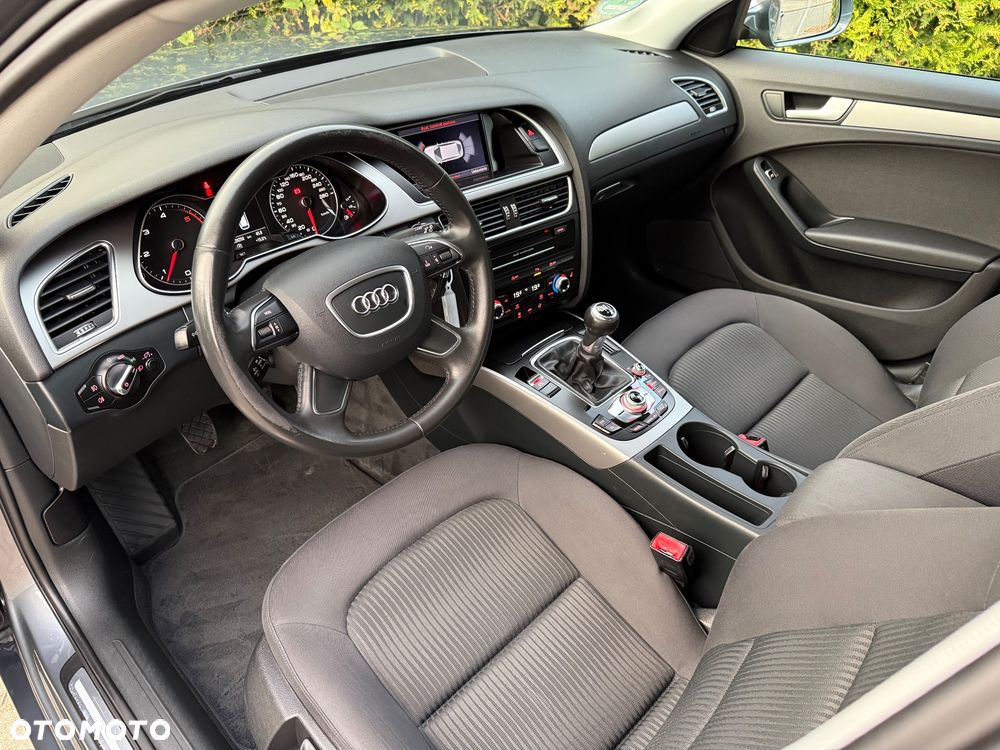 Audi A4 Avant 2.0 TDI DPF Attraction - 10