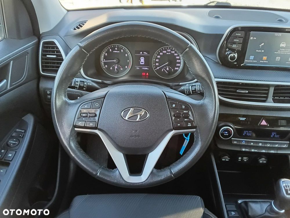 Hyundai Tucson - 24