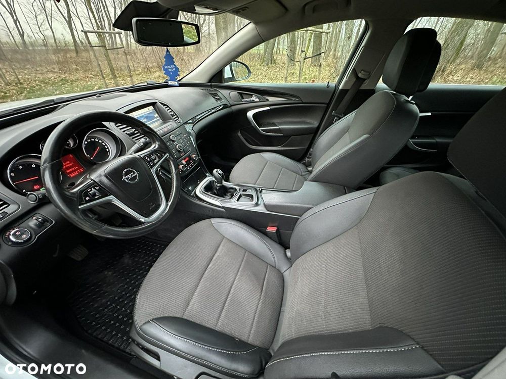 Opel Insignia - 18