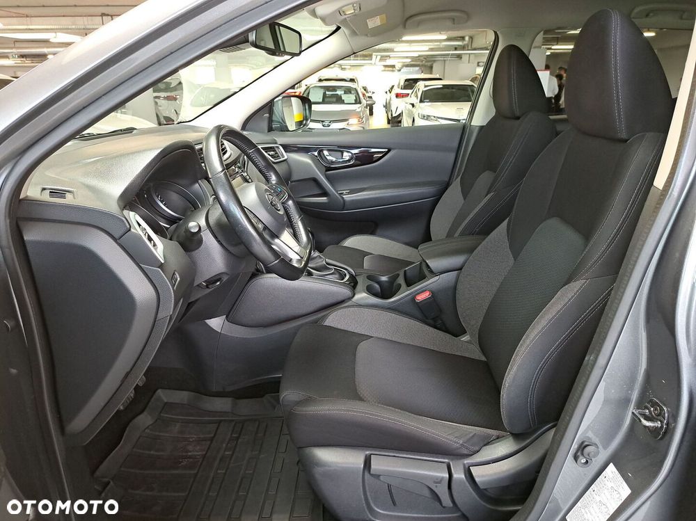 Nissan Qashqai 1.3 DIG-T N-Connecta DCT - 12